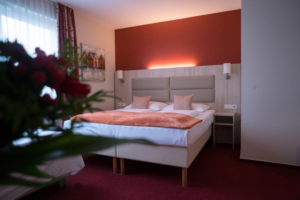 Hotel Roedelheimer Hof - Am Wasserturm Frankfurt am Main ห้อง รูปภาพ